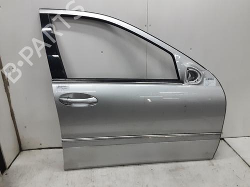 Used Right front door MERCEDES-BENZ C-CLASS (W203) C 220 CDI (203.008) (150 hp) 23644565