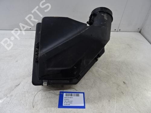 Używane Obudowa filtra powietrza BMW 3 (G20, G80, G28) 318 d (150 hp) 32359722