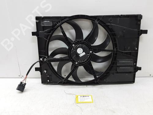 Used Radiator fan Radiator fan SEAT TARRACO (KN2) 1.5 TSI ACT (150 hp) 39712329 39712329
