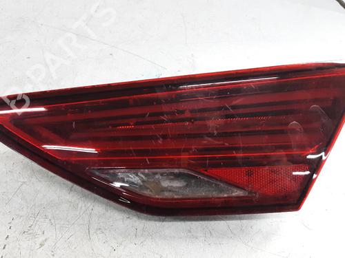 right-tailgate-light-seat-leon-5f1-2012-2013-2014-2015-2016-2017-2018-2019-2020-2021-32242636 main image