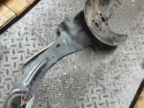 Højre bagtil bærearm FORD FOCUS I (DAW, DBW) 1.8 TDCi | BP20283748M15 