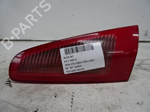 Used Right tailgate light Right tailgate light ALFA ROMEO 147 (937_) 1.9 JTD 16V (937.AXG1B, 937.BXG1B) (140 hp) 39051191 39051191