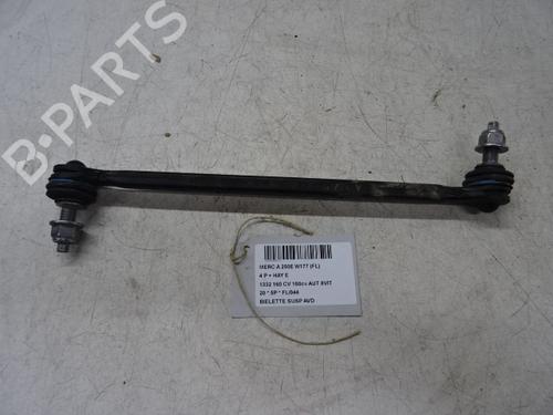 hjre-fortil-brearm-mercedes-benz-a-class-w177-2018-32243897 main image