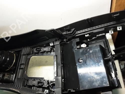 Middle console VW GOLF VII (5G1, BQ1, BE1, BE2) 1.6 TDI 4motion | BP23503695I22 - Image 4