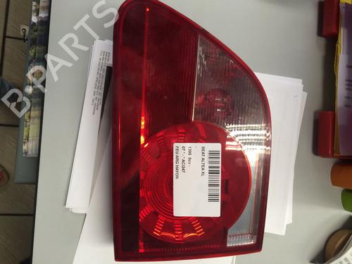 Used Left tailgate light Left tailgate light 39059741 39059741