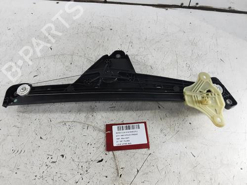 rudehejsemekanisme-ventre-foran-renault-clio-v-b7_-2019-32245945 main image