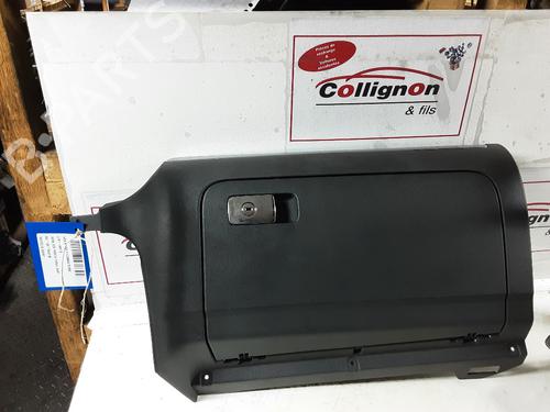 Used Glove box Glove box VW GOLF V (1K1) 1.9 TDI 4motion (105 hp) 20279940 20279940