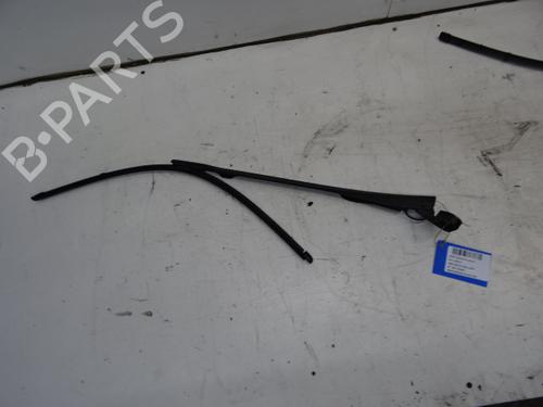 front-windshield-wiper-arm-seat-leon-1p1-2005-2006-2007-2008-2009-2010-2011-2012-2013-39053717 main image