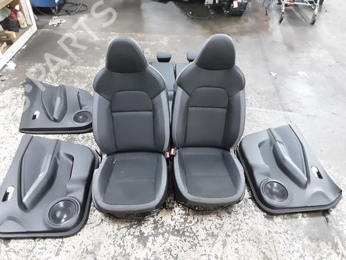 Used Seats set Seats set NISSAN JUKE (F16_) 1.0 (114 hp) 33439745 33439745