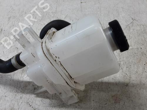 Ekpansionstank TOYOTA COROLLA Hatchback (_E21_, _EA1_, _EH1_) 1.8 Hybrid (ZWE211, ZWE219) | BP32247452C120