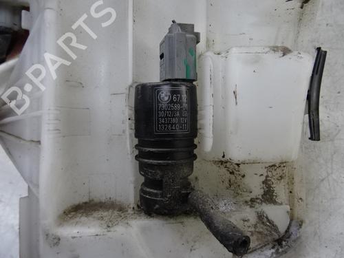 Used Washer pump Washer pump BMW 1 Coupe (E82) 118 d (136 hp) 39053055 39053055