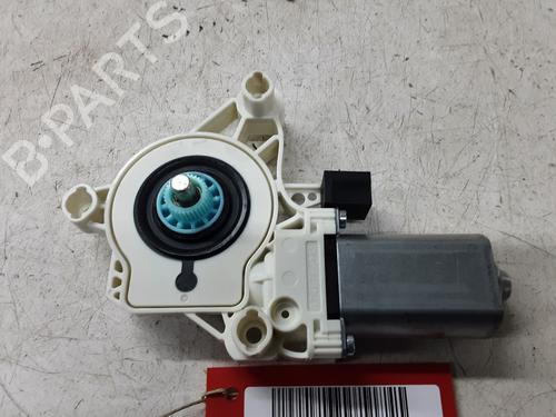 Left front window motor VW TIGUAN (CT1) 1.5 eTSI | BP31708469E21 - Image 2