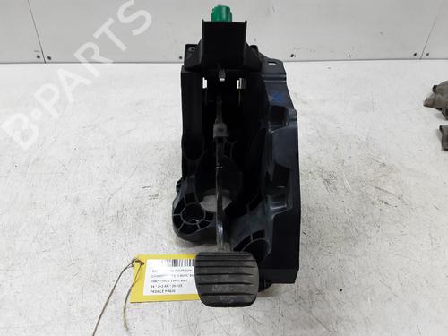 Used Break pedal Break pedal 37176629 37176629
