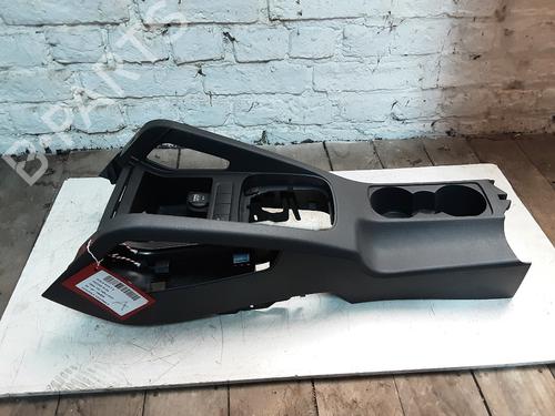 Used Middle console Middle console 23503893 23503893