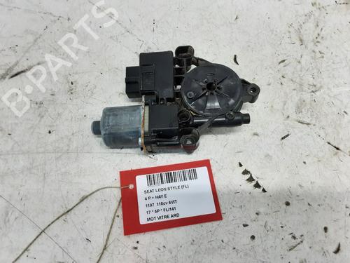 Używane Silniczek podnośnika szyby tylnej prawej SEAT LEON (5F1) 1.2 TSI (110 hp) 32246335