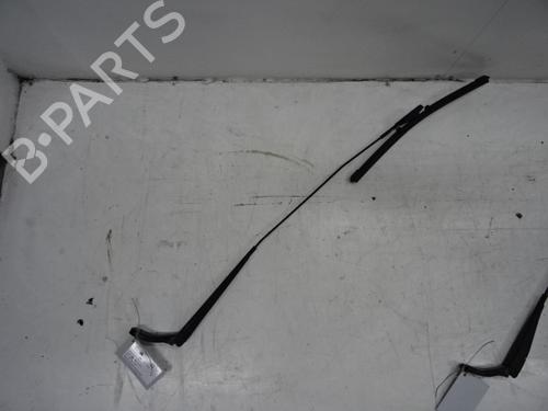 Used Front windshield wiper arm Front windshield wiper arm 20272586 20272586