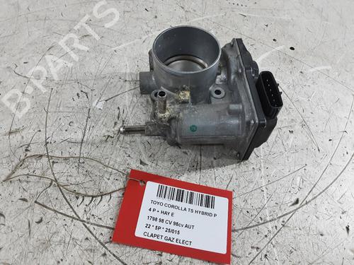 Used Throttle body TOYOTA COROLLA Saloon (_E21_) 1.8 VVTi Hybrid (ZWE211, MZEA12) (98 hp) 31823207
