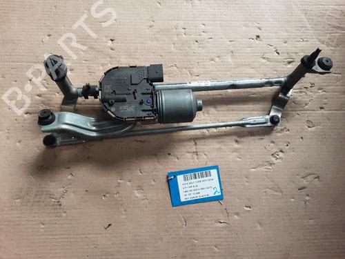Used Front wiper motor VW GOLF VII (5G1, BQ1, BE1, BE2) 1.4 TSI (150 hp) 28472489