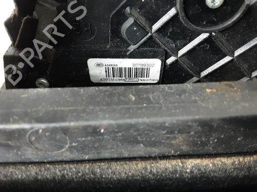Front right lock VOLVO V50 (545) D2 | BP20288105C97 