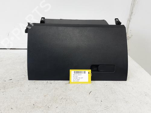Used Glove box Glove box 39500996 39500996