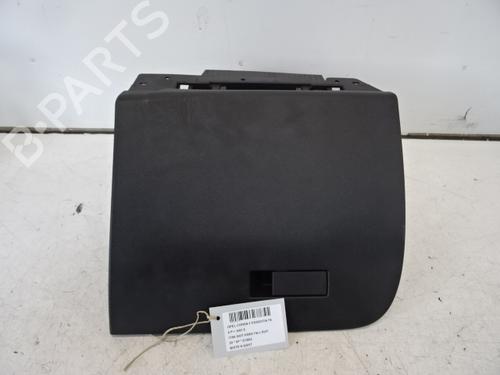 Used Glove box Glove box OPEL CORSA F (P2JO) 1.2 (68) (75 hp) 39056384 39056384