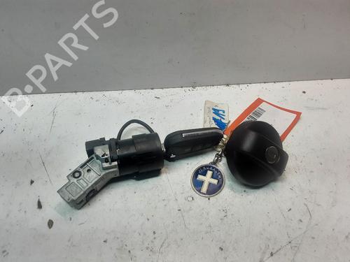 Used Switch Switch PEUGEOT 208 I (CA_, CC_) 1.4 HDi (68 hp) 40293108 40293108