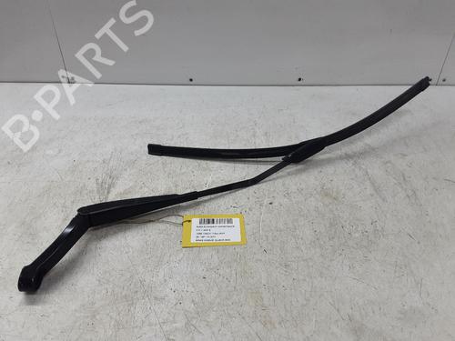 Used Front windshield wiper arm Front windshield wiper arm AUDI A3 Sportback (8YA, 8YF) 30 TFSI (116 hp) 39059928 39059928