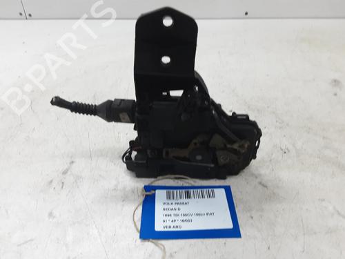 Høyre bak lås VW PASSAT B5.5 (3B3) 1.9 TDI (101 hp) 20277722