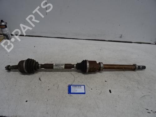 drivaksel-fortil-hjre-renault-megane-iv-hatchback-b9amn_-2015-32242590 main image