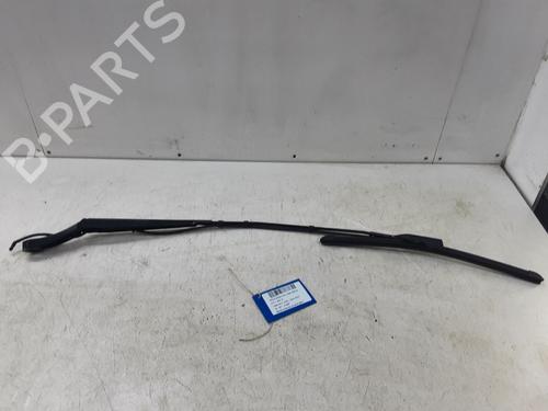Used Front windshield wiper arm PEUGEOT 5008 II (MC_, MJ_, MR_, M4_) 1.5 BlueHDi 130 (MCYHZJ, MCYHZR, MCYHZX) (131 hp) 20278324