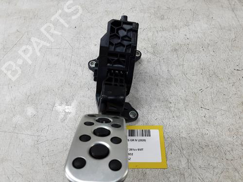 Used Pedal Pedal TOYOTA YARIS (_P21_, _PA1_, _PH1_) 1.6 GR 4WD (GXPA16) (261 hp) 36669760 36669760