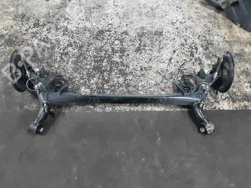 Used Rear axle Rear axle TOYOTA YARIS (_P13_) 1.5 Hybrid (NHP130_) (101 hp) 33872286 33872286