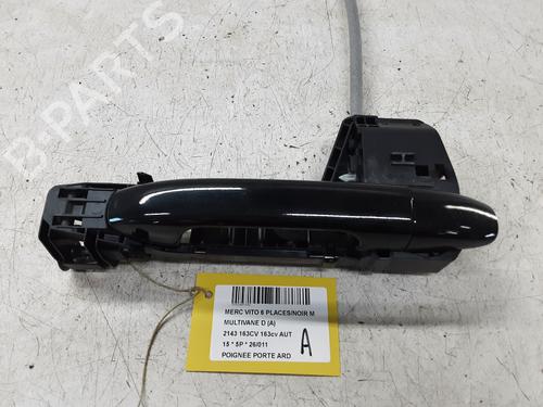 Used Rear right exterior door handle Rear right exterior door handle MERCEDES-BENZ V-CLASS (W447) V 220 CDI / d (447.811, 447.813, 447.815) (163 hp) 39889440 39889440