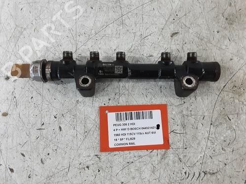 Used Injection rail Injection rail 32245793 32245793