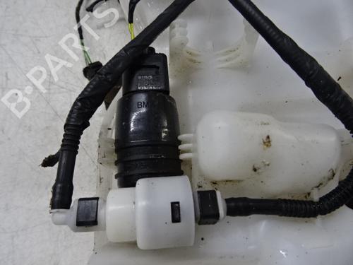 Used Washer pump Washer pump BMW X2 (F39) sDrive 18 d (150 hp) 32359695 32359695