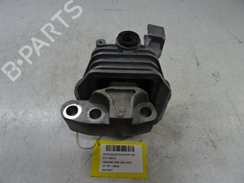 Used Engine mount Engine mount ALFA ROMEO GIULIETTA (940_) 1.6 JTDM (940FYB11, 940FYB1A, 940FYF11, 940FYF1A) (120 hp) 39054767 39054767