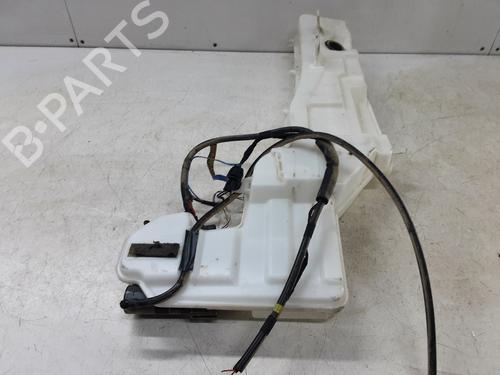 Used Windscreen washer tank Windscreen washer tank MERCEDES-BENZ X-CLASS (470) X 350 d 4-matic (470.252) (258 hp) 33247392 33247392