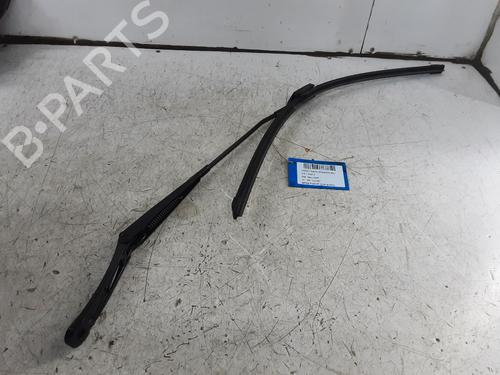 front-windshield-wiper-arm-ford-fiesta-vii-hj-hf-2017-32243185 main image