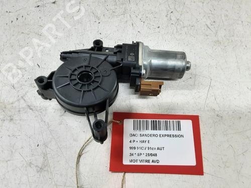 Used Right front window motor Right front window motor 31823317 31823317