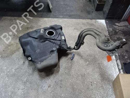 Benzintank Benzintank 39063354 39063354