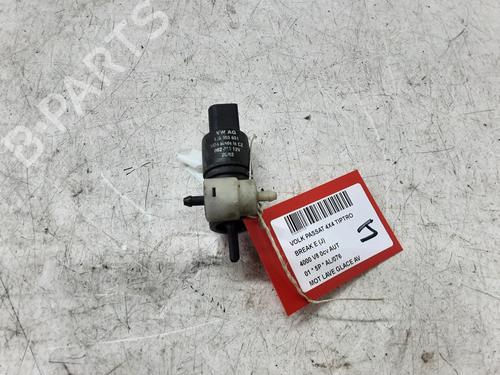Sprinklervæskepumpe VW PASSAT B5.5 Variant (3B6) 2.5 TDI 4motion | BP20288060E24 