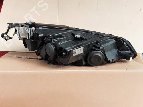 Venstre forlygte VW GOLF VIII (CD1, DA1) 2.0 TDI | BP30096013C28