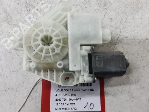 Portierruitmotor linksachter Portierruitmotor linksachter VW GOLF VII (5G1, BQ1, BE1, BE2) 2.0 TDI (150 hp) 28516456 28516456