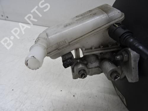 Used Brake master cylinder FORD FIESTA VI (CB1, CCN) 1.6 TDCi (90 hp) 20279627