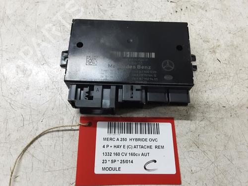 Steuergerät für MERCEDES-BENZ A-CLASS (W177) A 250 e (177.086) (218 hp) 33030444