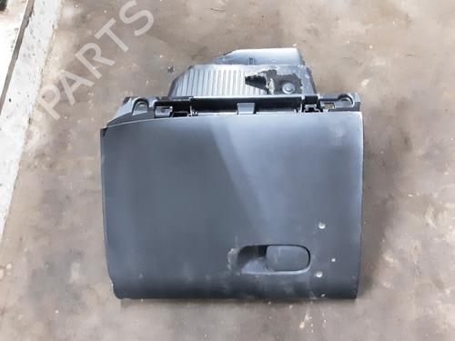 Used Glove box Glove box 32243604 32243604