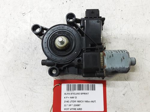 Rudehejsemotor bagstkærm højre ALFA ROMEO STELVIO (949_) 2.2 D (949.AXC1A) (190 hp) 22176803