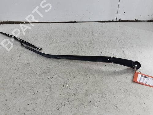 front-windshield-wiper-arm-hyundai-i20-ii-gb-ib-2014-2015-2016-2017-2018-2019-2020-2021-32243210 main image