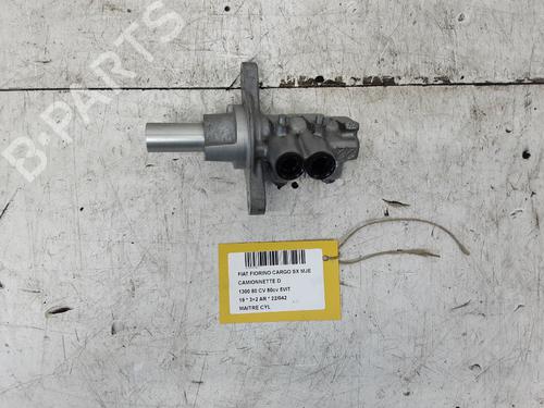 Used Brake master cylinder Brake master cylinder FIAT FIORINO Box Body/MPV (225_) 1.3 D Multijet (80 hp) 36365745 36365745