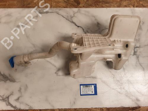 Used Windscreen washer tank VW TIGUAN (5N_) 2.0 TDI (150 hp) 28383646